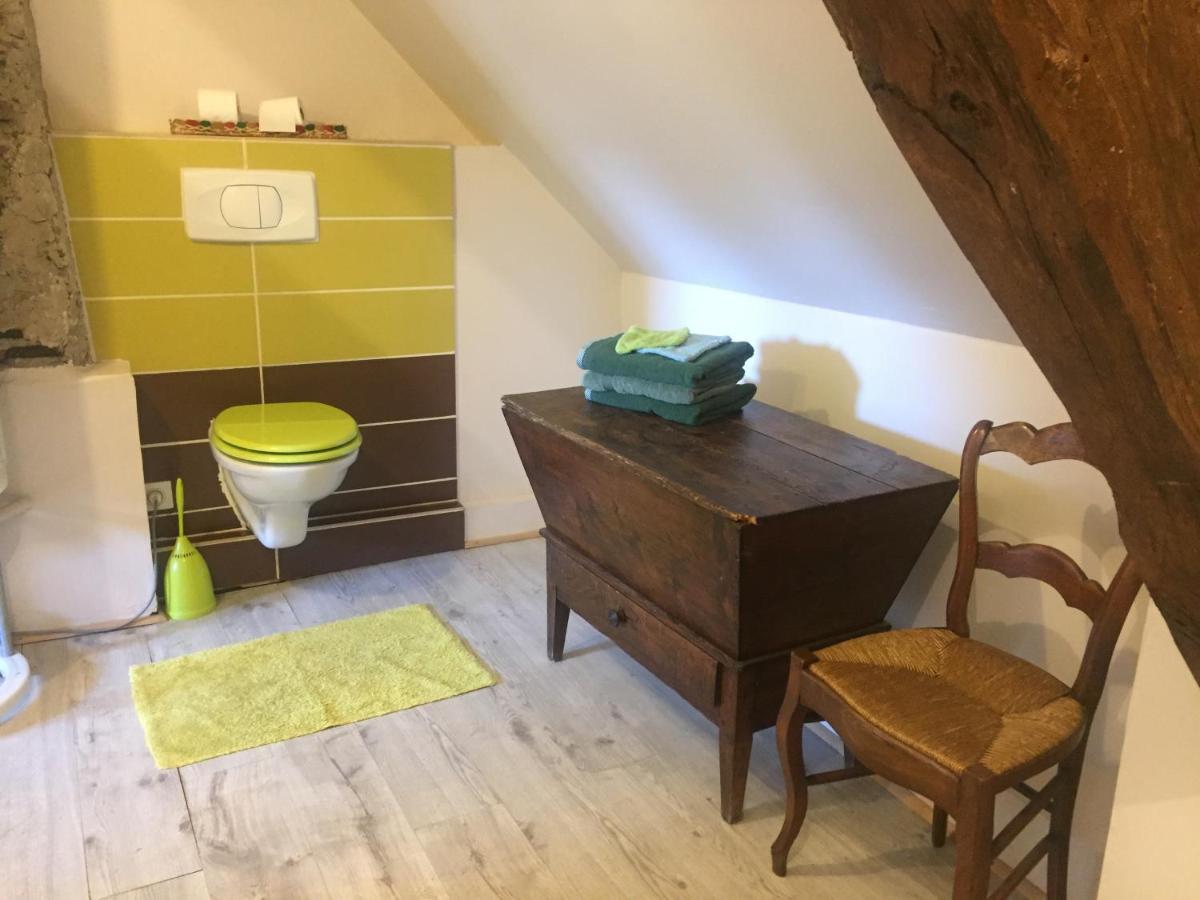 Les Maitres Sonneurs Bed and Breakfast Huriel Exteriör bild